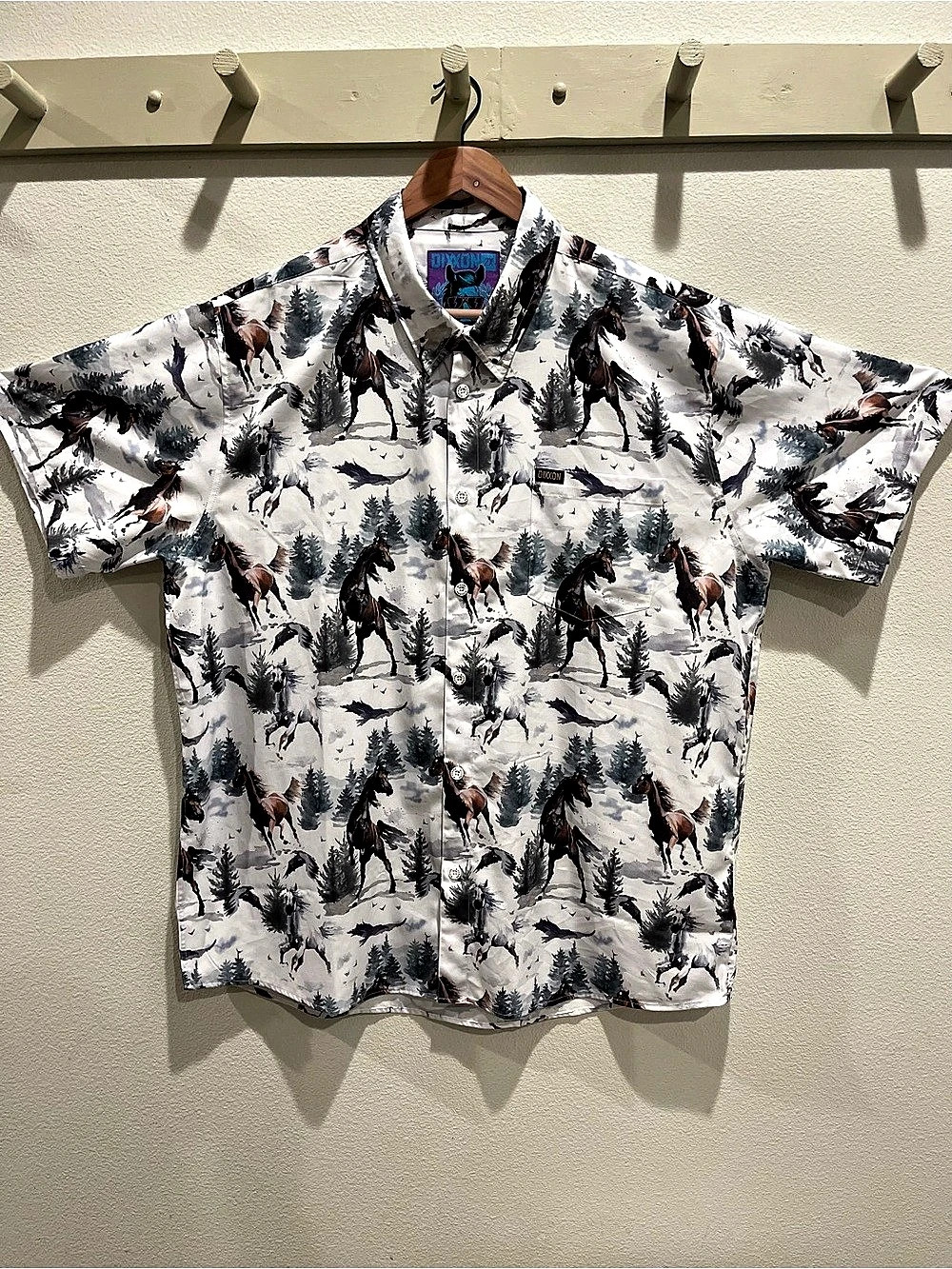 Dixxon Bronco Party Horse Print Button Down Shirt Size 2X - Picture 3 of 6